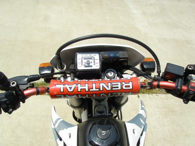 Купить мотоцикл Honda XR400 Motard 2005 фото 19